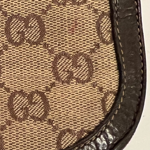 Vintage Gucci Round Edge Canvas Monogram Wallet - Picture 13 of 16